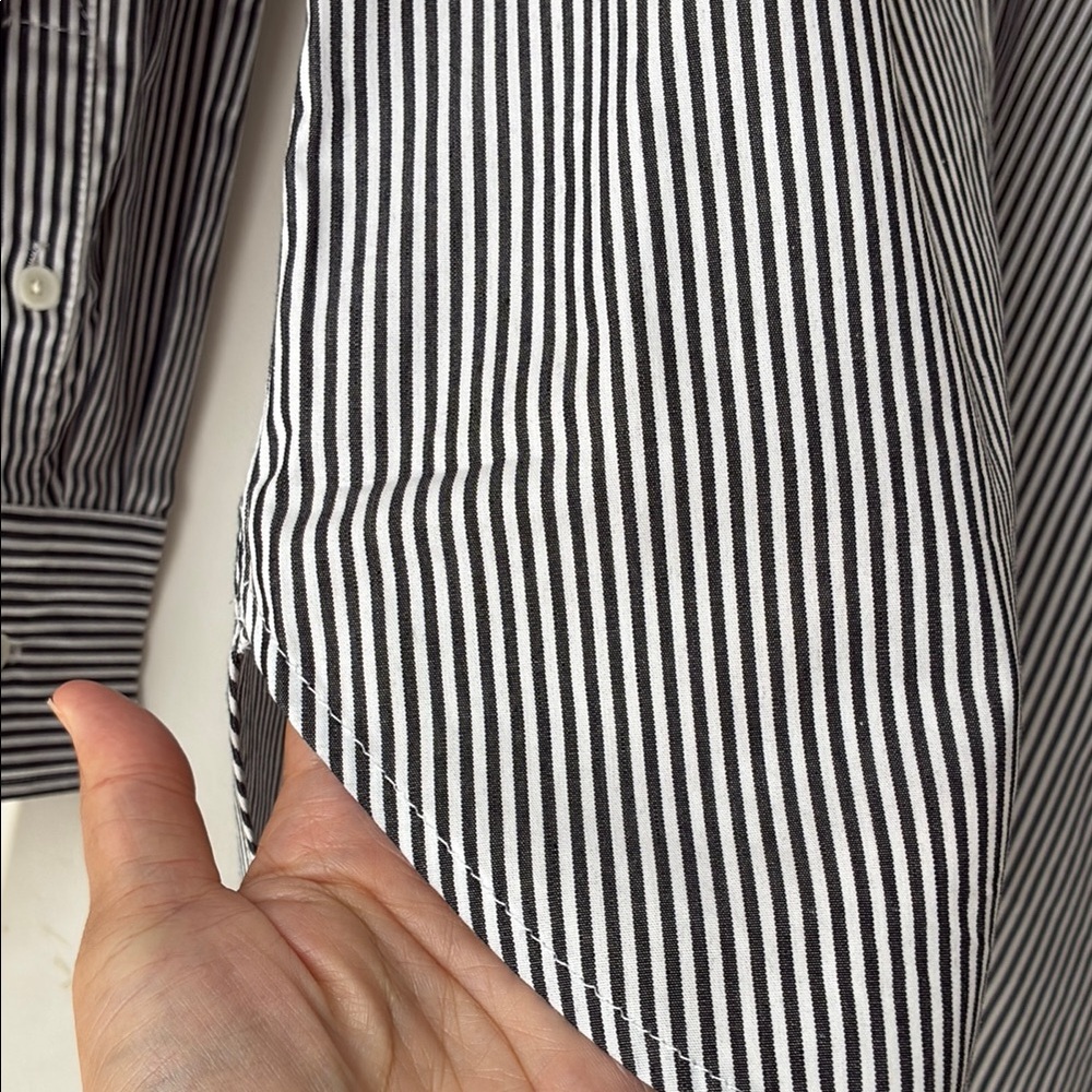 J. Crew Limited Edition New Yorker Étienne oversized poplin shirts - Picture 4 of 8